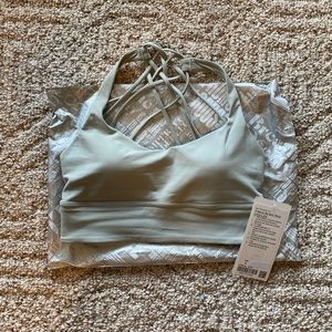 Lululemon Free to Be Bra Wild Long Line 8
